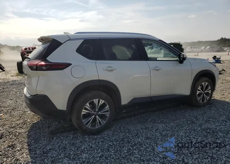 2021 Nissan Rogue Sv z USA, uszkodzony, nr VIN JN8AT3BB7MW224451
